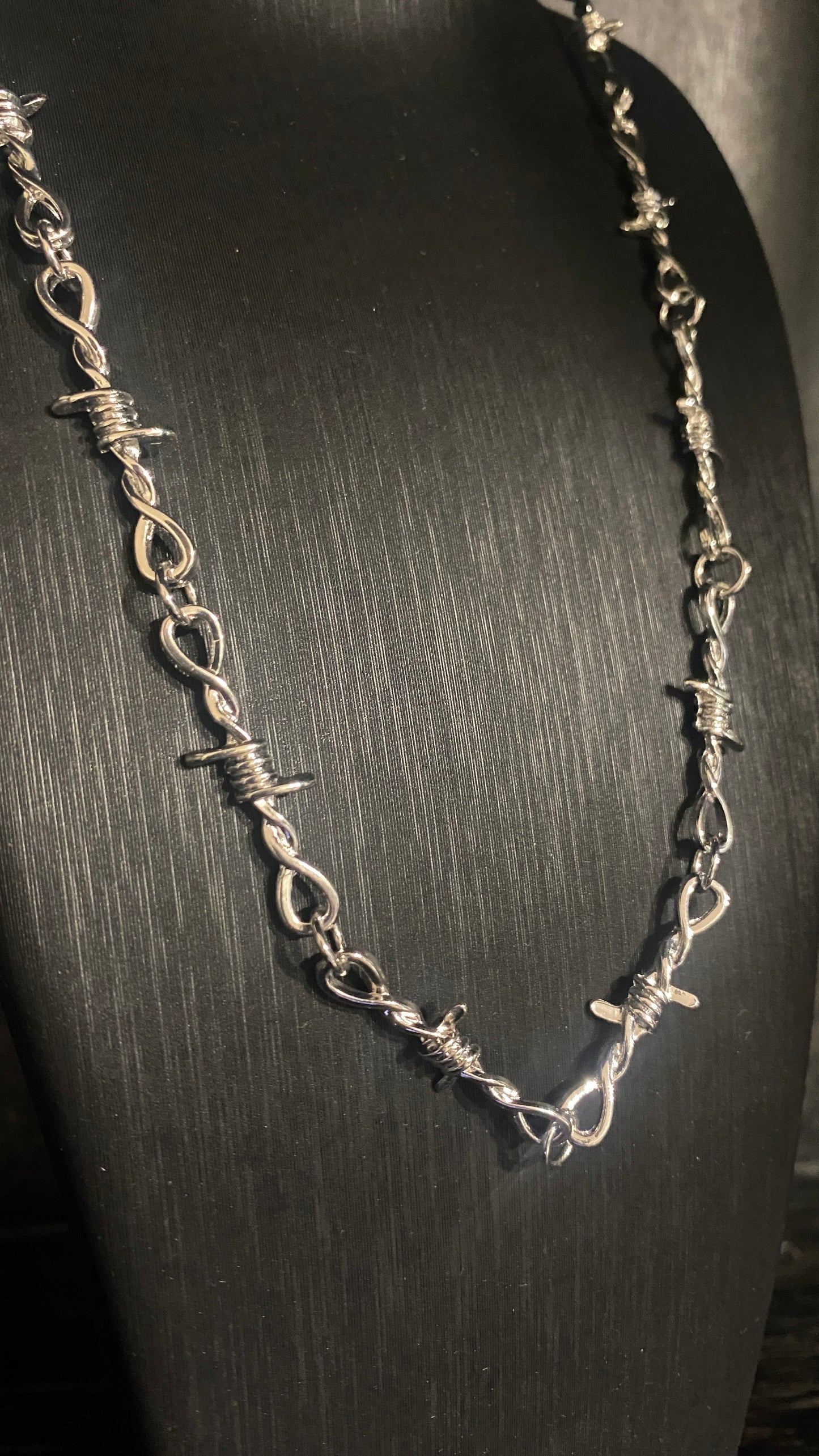 Thorn Necklace 荊棘項鍊