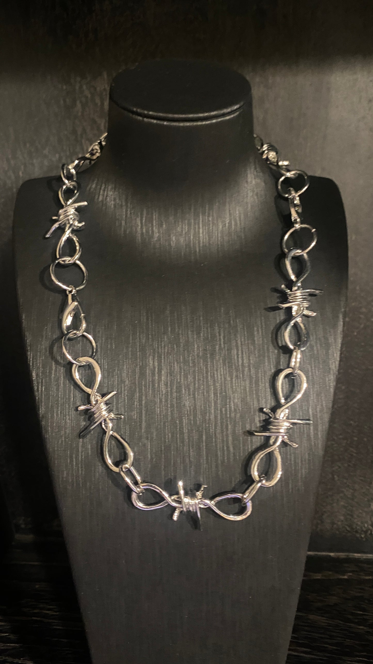 Thorn Necklace 荊棘項鍊
