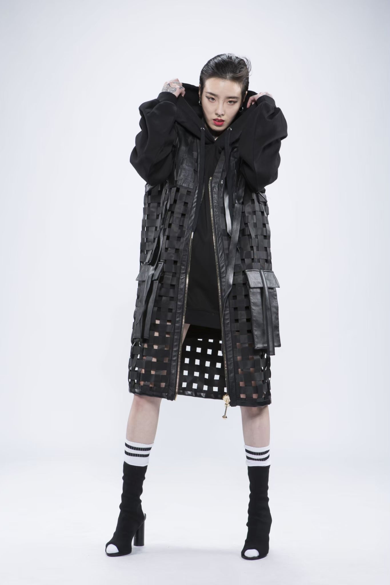 WEAVE POCKETS VEST Web Buckle Vest