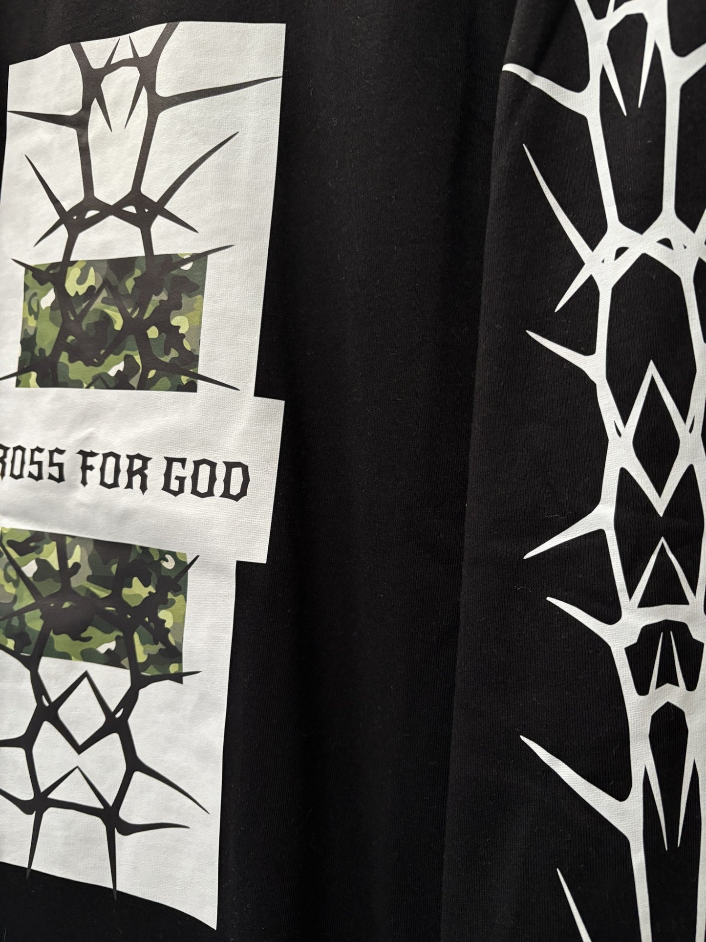 迷彩荊棘長袖上衣	 Camouflage Thorns Long Sleeve Top