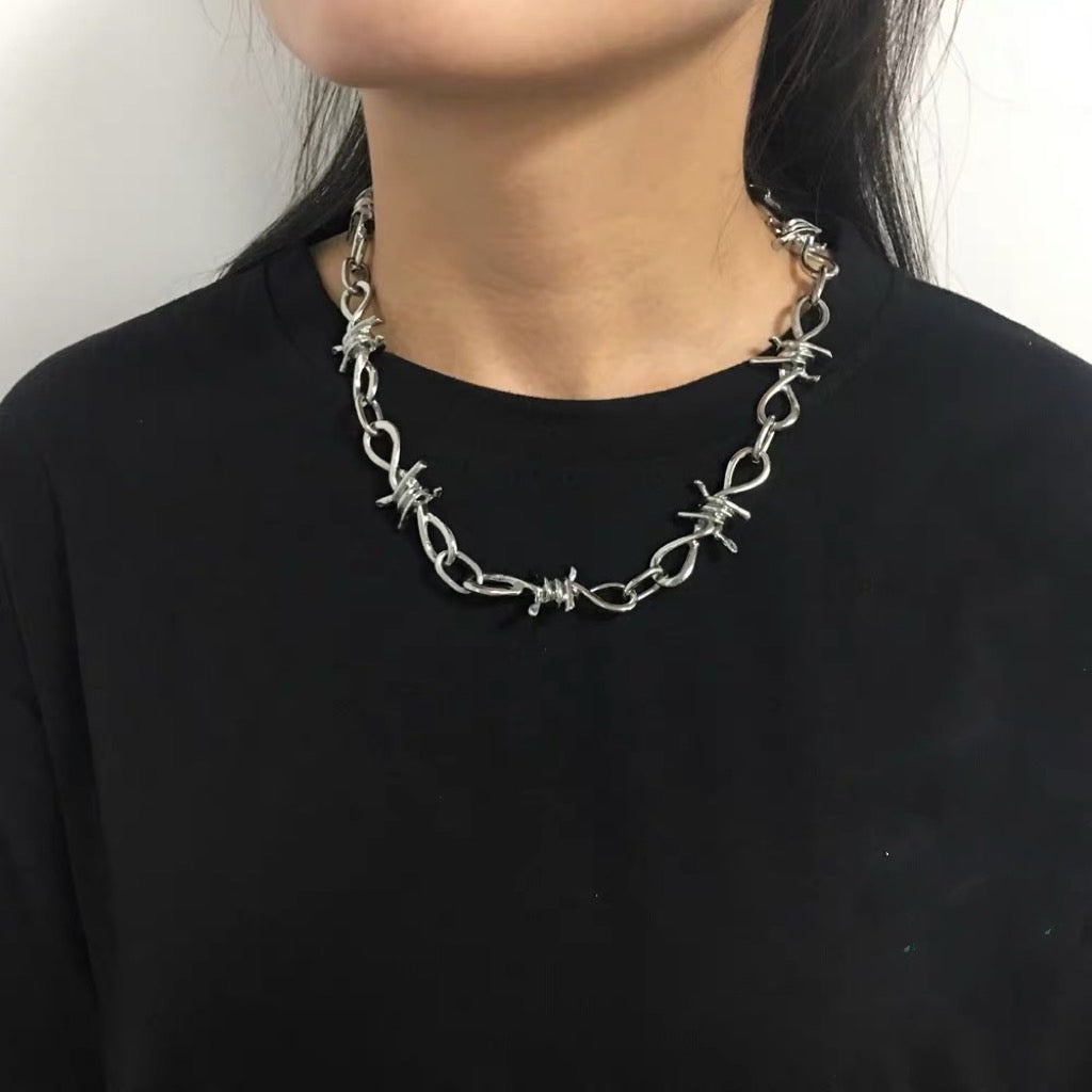 Thorn Necklace 荊棘項鍊