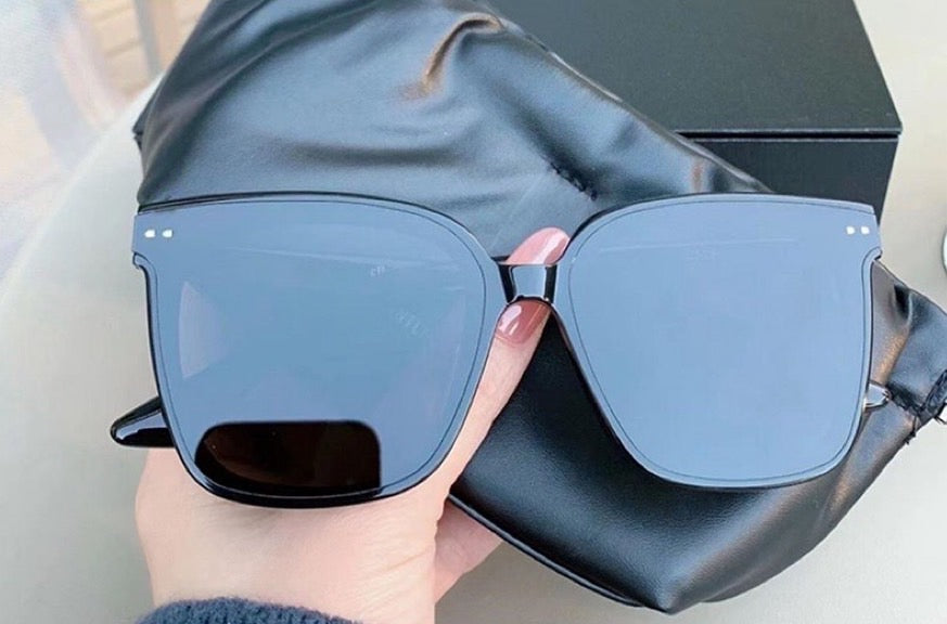 膠框復古平面墨鏡 Plastic frame retro flat sunglasses