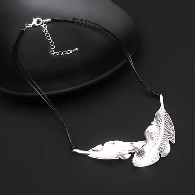 SILVER LEAVE NECKLACE Silver Leaf Necklace 