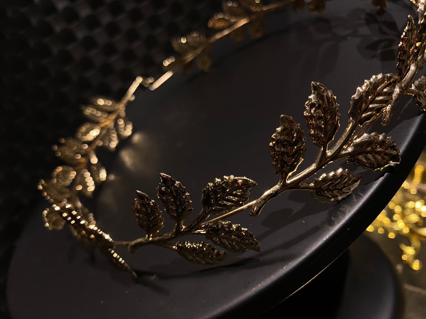 golden leaf hair crown 金色葉片髮冠